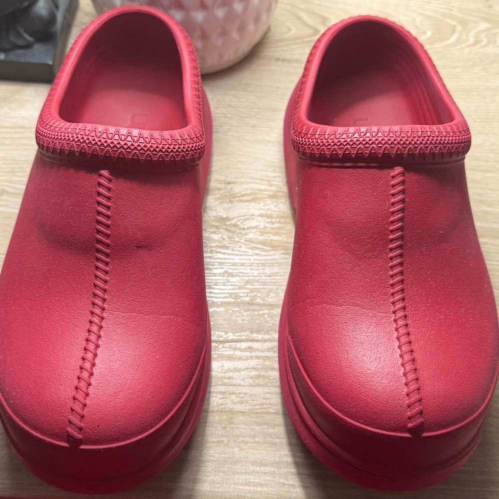 UGG Red Women's Shoes